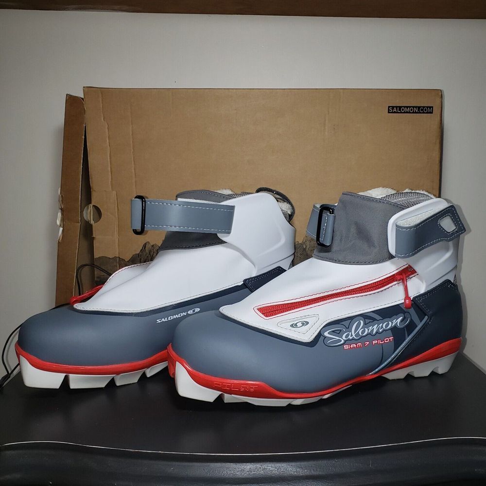 Salomon Women's Gray and Red Shoes